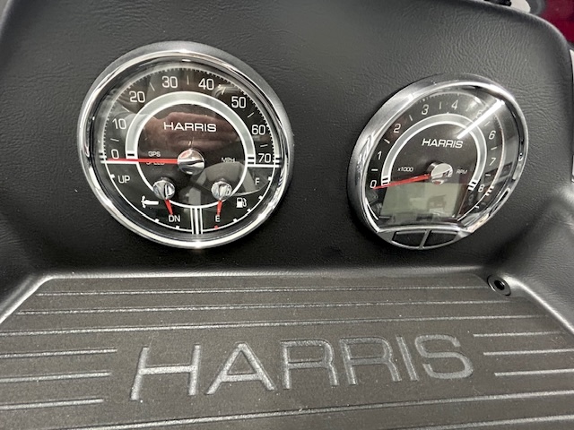 2025 Harris CRUISER 190 with  60 HP ELPT CT Mercury - Photo 12